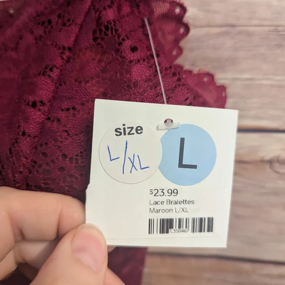 Lace Bralette in Burgundy Size L - Picture 2 of 4